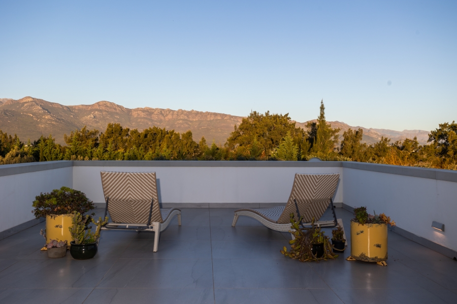 4 Bedroom Property for Sale in Winelands Western Cape
